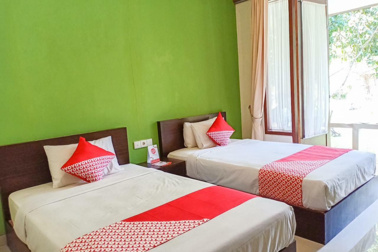 Oyo 1508 Mascot Beach Hotel Mangsit Exterior photo